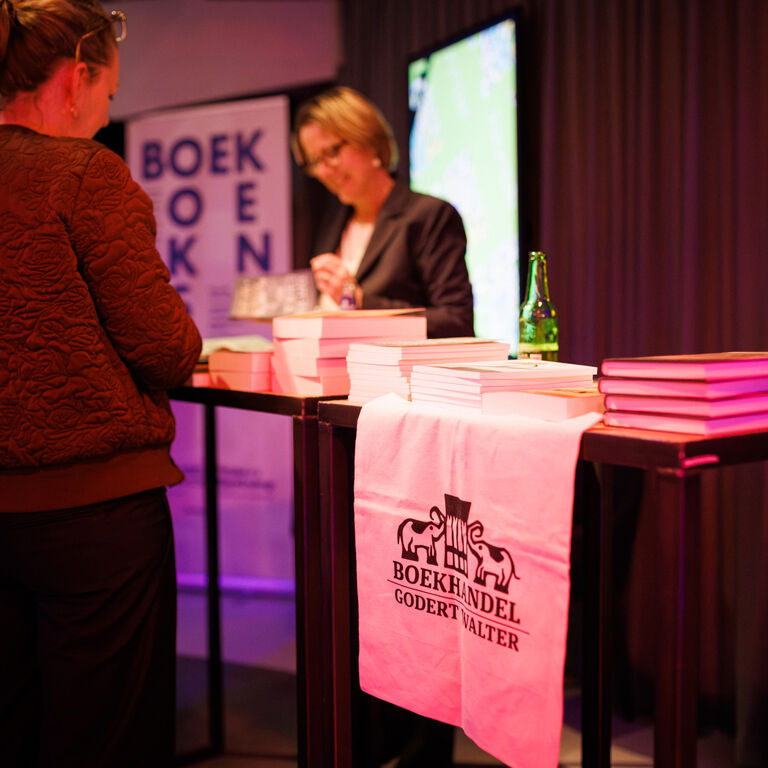 Boekverkoop door Godert Walter