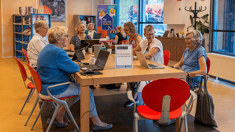 Inlooppunt 'Steun Houk'