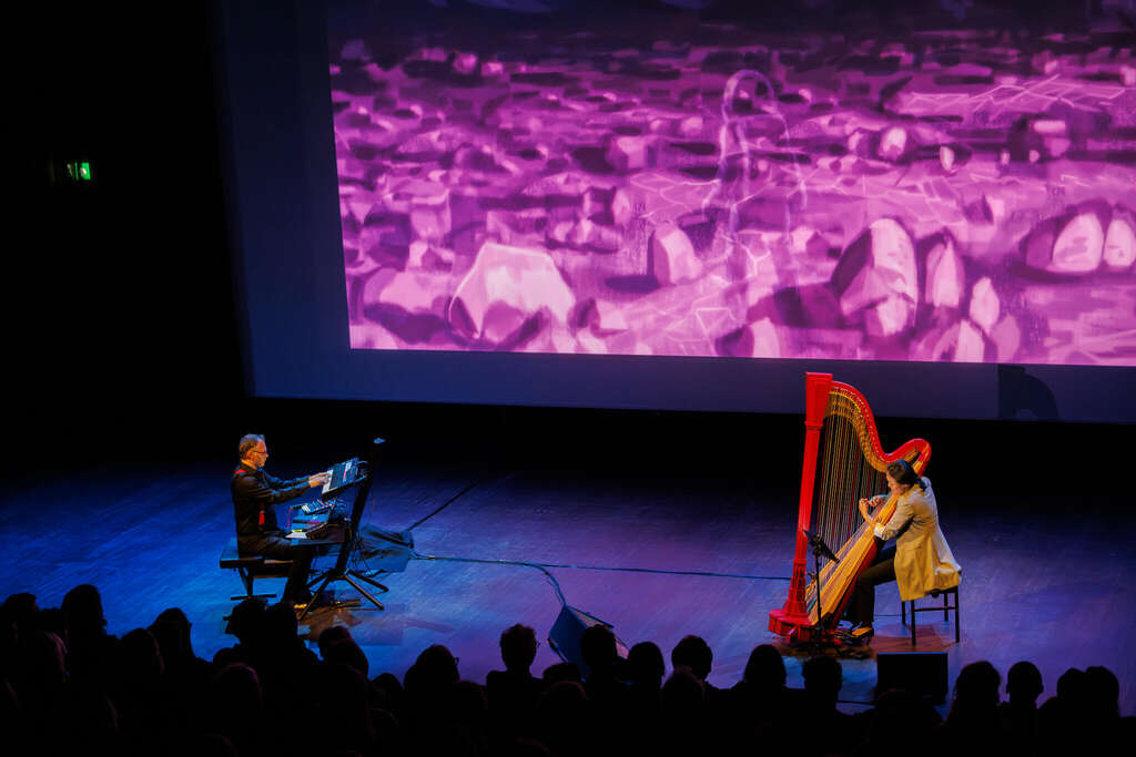 LucasKemper_Framed_BehindTheTelescopes_LR-43