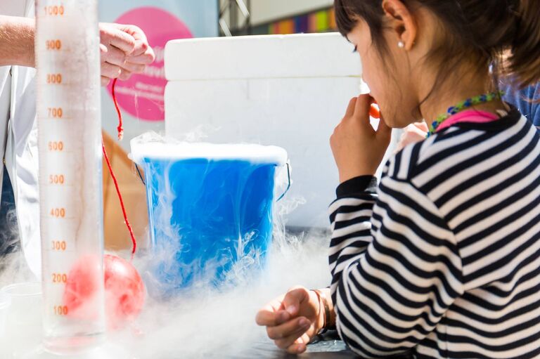 Mad Science show (6+)